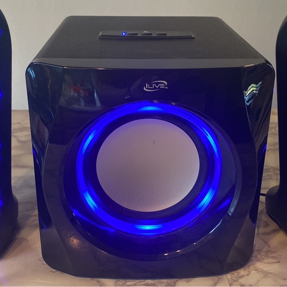ILive Bluetooth Speaker System with two 9” speakers. - Picture 7 of 7